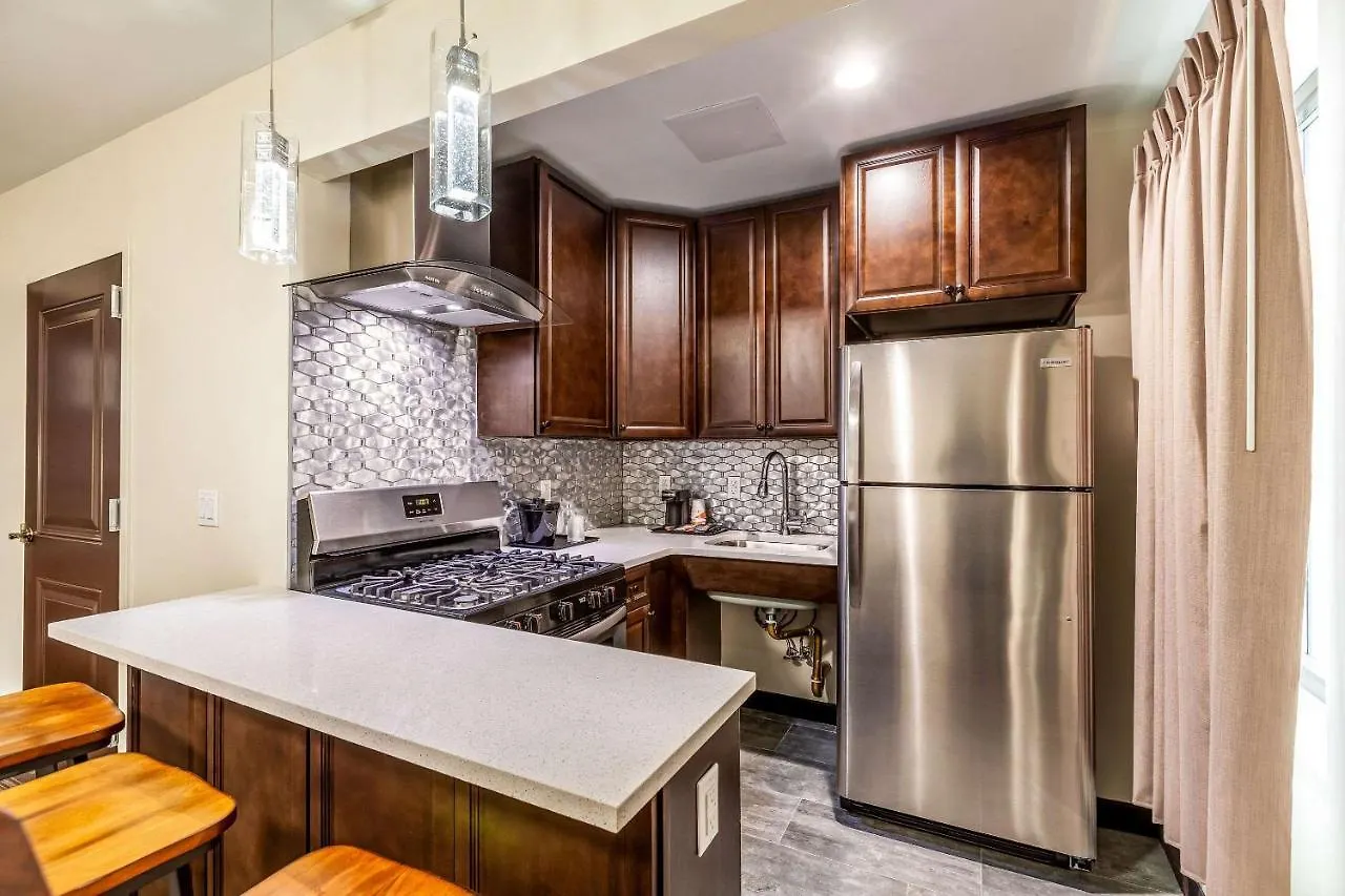Van Wyck Hotel & Suites Near Jfk Airport New York